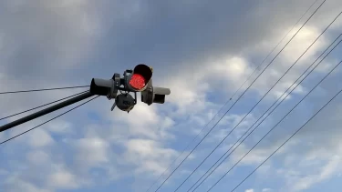 【信号機】 赤の点滅の意味は？